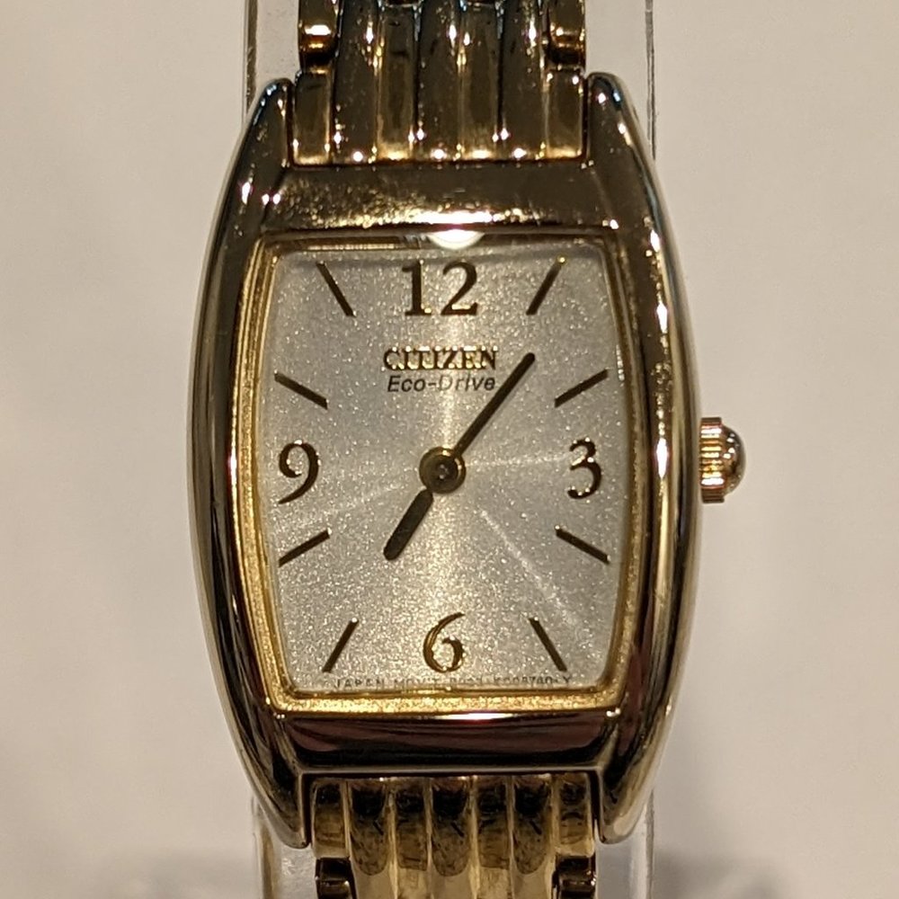 Ladies Citizen Eco-Drive B023 Gold Tone